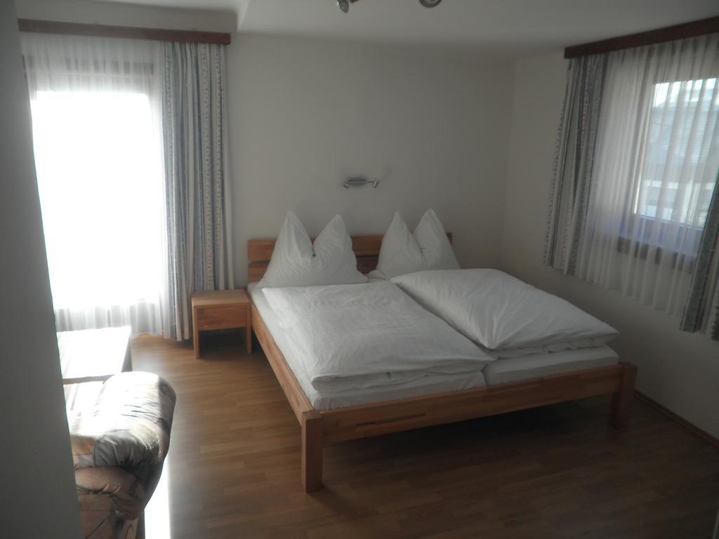 Haus Gell Otel Mauterndorf  Oda fotoğraf